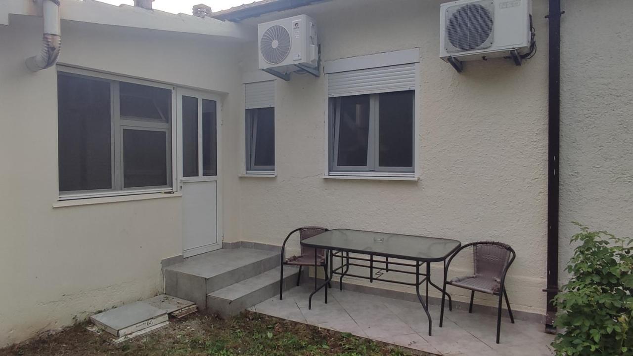 Liprosh Apartamento Virpazar Exterior foto